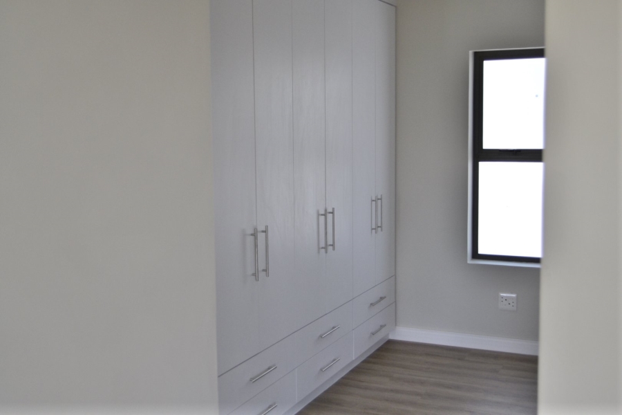 4 Bedroom Property for Sale in Croydon Gardens Estate Western Cape